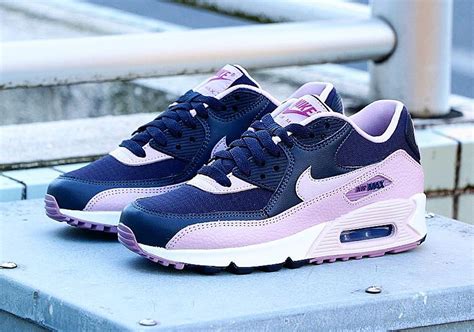 Womens Air Max 90 (6) 